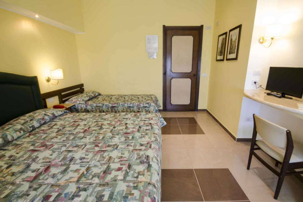 Triple Room Sea View,378571837:JPEG